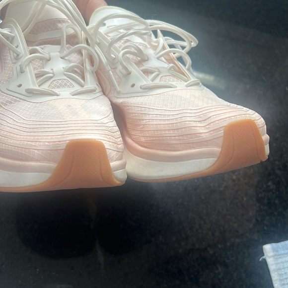 APL Streamline - Picture 6 of 12